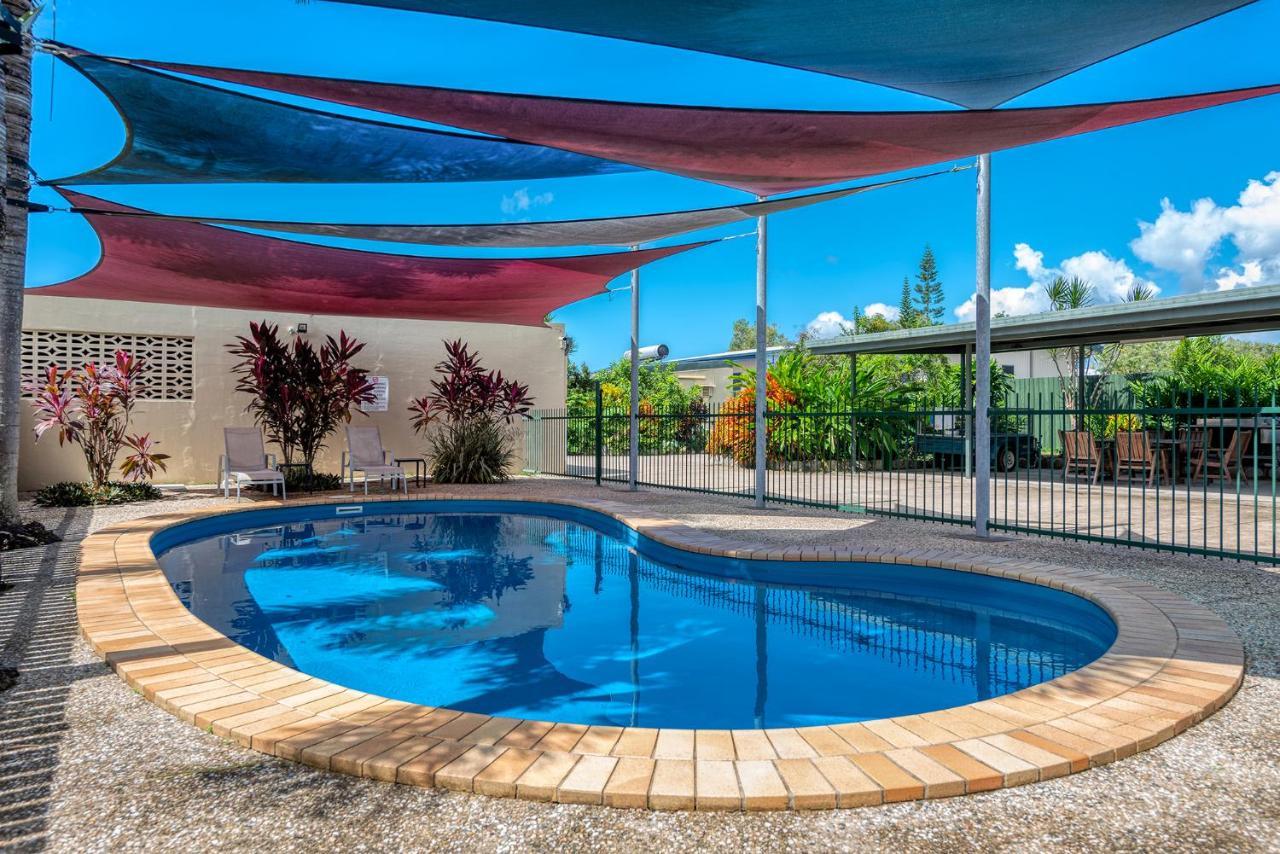 Demi View Motel Mossman Exterior photo