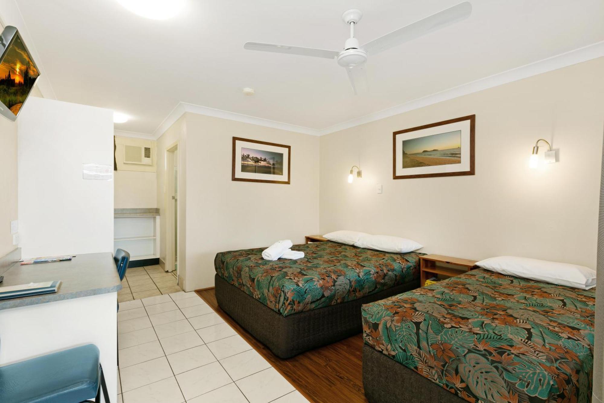 Demi View Motel Mossman Room photo