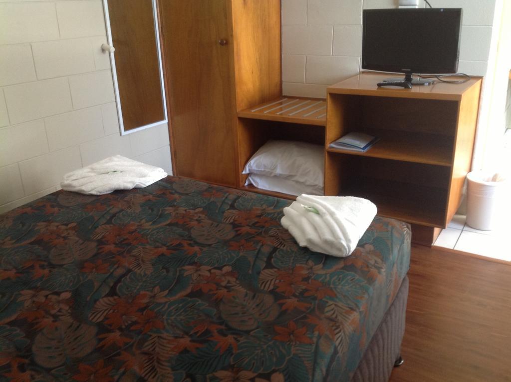 Demi View Motel Mossman Room photo