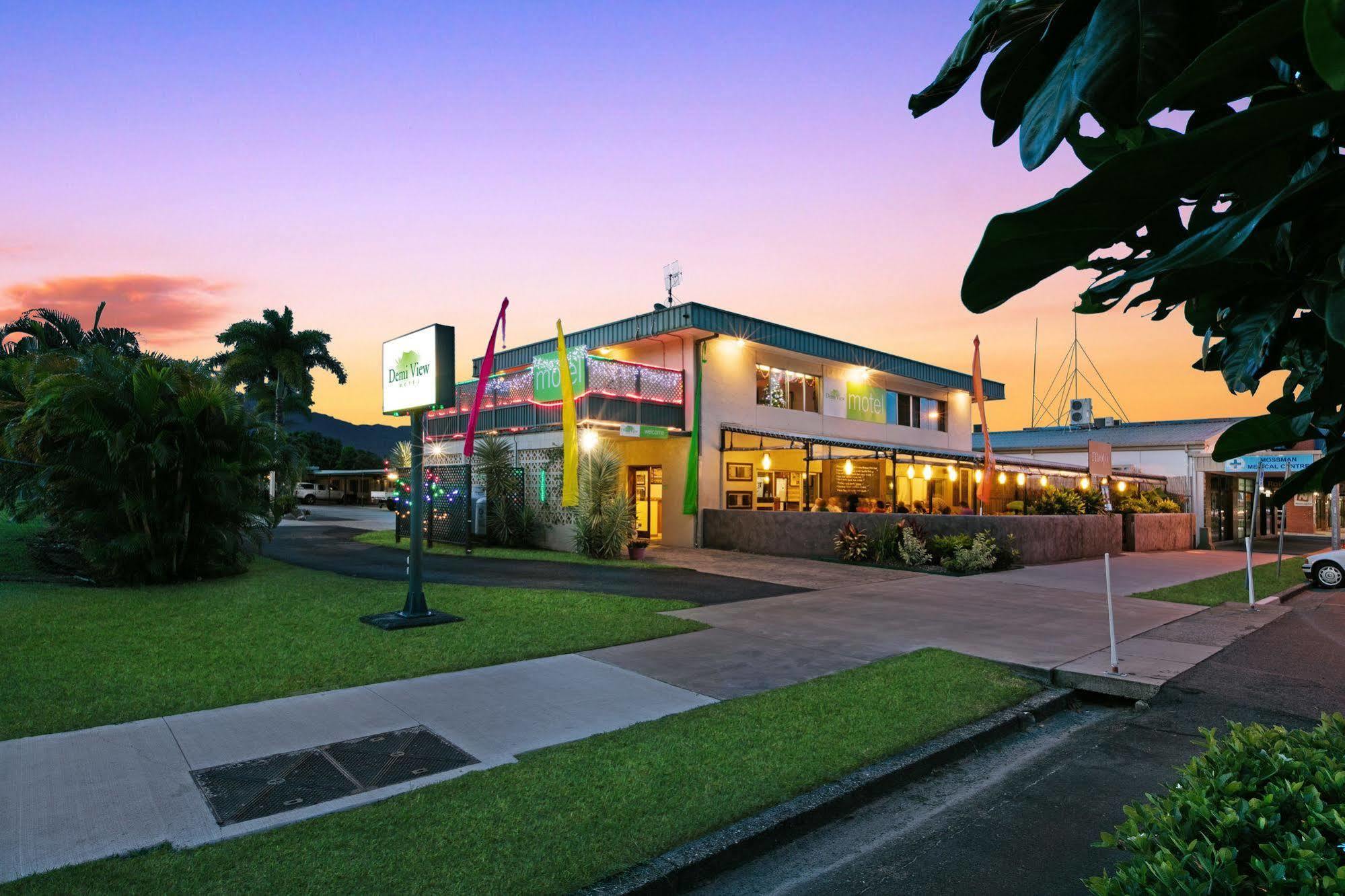 Demi View Motel Mossman Exterior photo