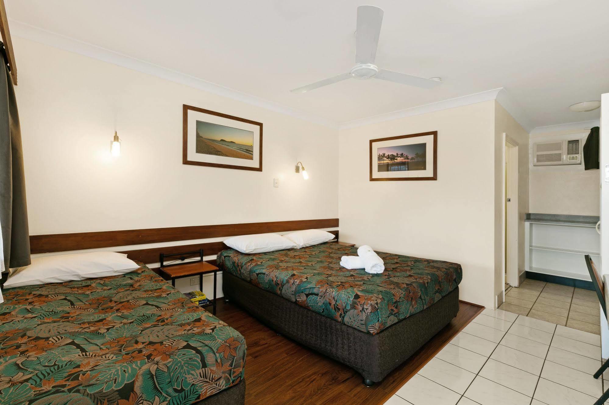Demi View Motel Mossman Exterior photo